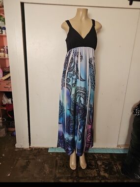 Sleeveless Black & Blue Ombre Paisley Maxi Dress